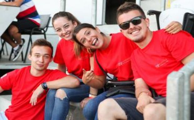 Önkénteseket keres az Untold