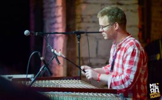 A Tárkány Művek alapítója – zenéről, kvantumfizikáról, médiáról és a Quimby-cirkuszról