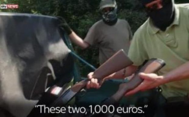 Erdélyi magyarok alakították a fegyvercsempészeket a Sky News botránygyanús filmjében