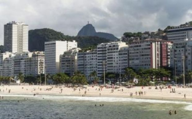 Rio 2016: késsel támadtak a Copacabanán egy magyar úszóedzőre