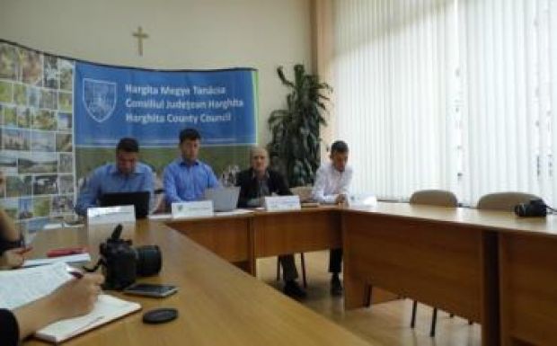 Megoldást keresnek Hargita megyében az oktatás hiányosságaira