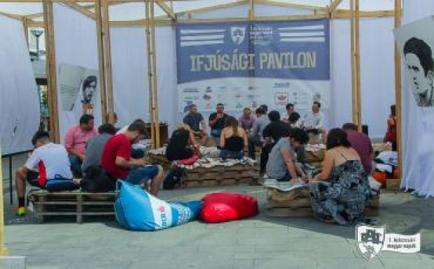 Fiatalok és a politika viszonyáról beszélgettek