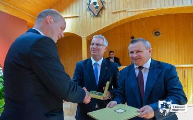 Erdélyi személyiségek kaptak magyar állami kitüntetést Kolozsváron