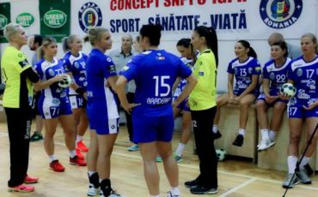 Női kézilabda: szuperkupával kezdődik a szezon 