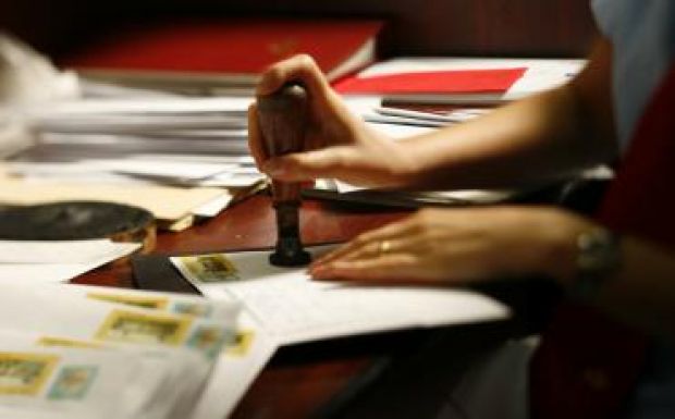 EMNT: ne bízzák a román postára a kvótareferendumos levélszavazatokat