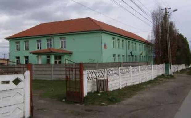 Szórványoktatás: a magyar iskolák egymás elől szippantják el a diákokat