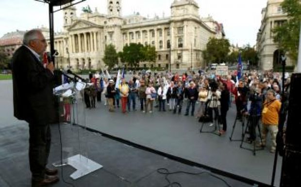 Kvótareferendum: érvénytelen szavazásra buzdítanak Bokros Lajosék