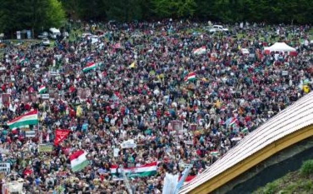 A külügy támogatja a csíksomlyói búcsú UNESCO világörökség-tagságát