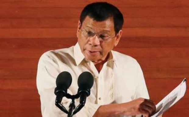 Bocsánatot kért a zsidó közösségektől „Hitler unokatestvére”