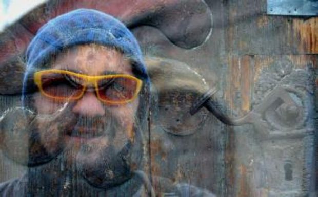 A hely embereként látni - beszélgetés Vakarcs Loránd fotográfussal