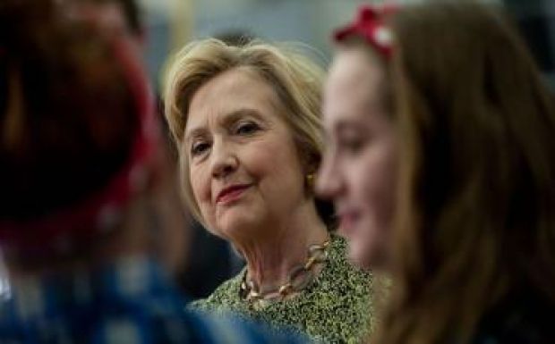 Óriási arányban vezet Hillary Clinton a fiatal nemzedékek körében 