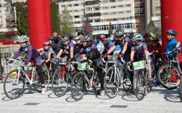 Akadémiát indít Novák Ede