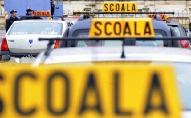 Tizenegy osztály elvégzéséhez kötnék a jogosítvány megszerzését