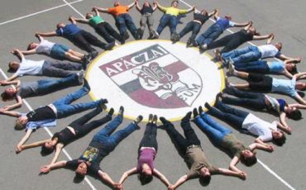 Nem adják fel az Apáczaiban: rajzkörrel kompenzálják a jóvá nem hagyott osztályt