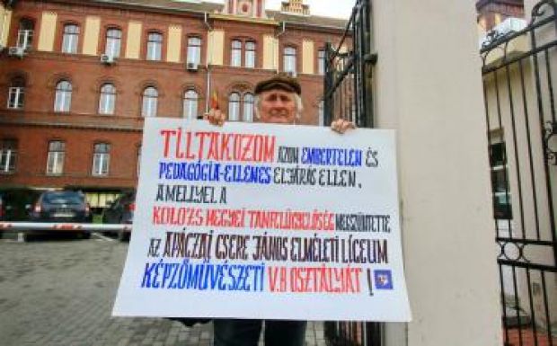 Apáczai-iskola ügye: japán sztrájkba lépett az egyik oktató