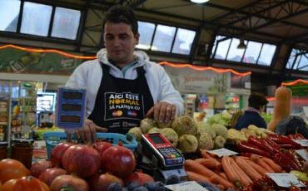 Svédországban még a perselypénzt is bankkártyával fizetik. Mikor érjük el ezt a szintet?