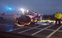 Újabb mikrobuszos baleset: négy halott, három sebesült