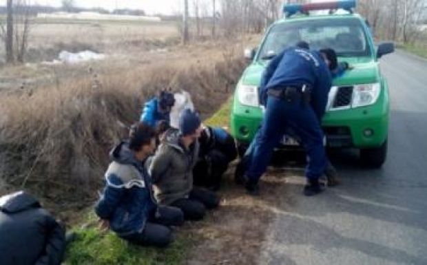 Harminchat menekültet küldtek vissza Romániába a magyar hatóságok