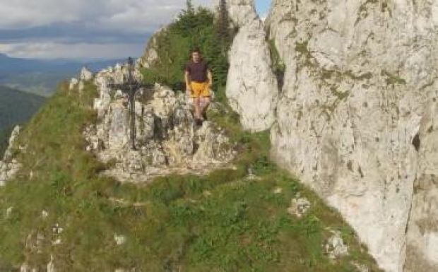 Szaladva népszerűsíti Erdélyt egy székelyföldi filmes