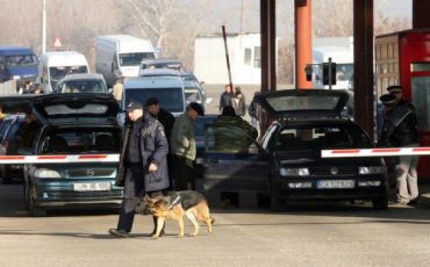 Jelentősen megnőtt a forgalom a román-magyar határátkelőkön