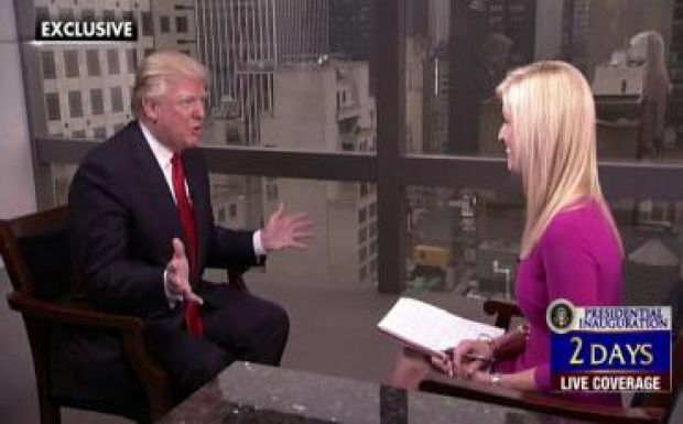 Donald Trump nem szeret twitterezni, de elnökként sem mond le róla