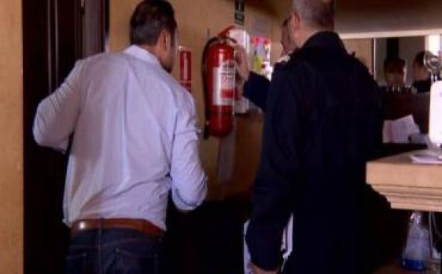 Lecsaptak a hatóságok az éjszakai szórakozóhelyekre