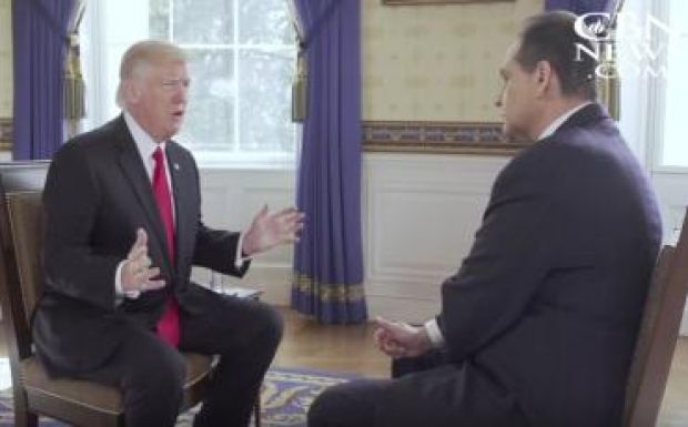 Trump felfüggesztette szíriai menekültek befogadását és megszigorította a beutazásokat