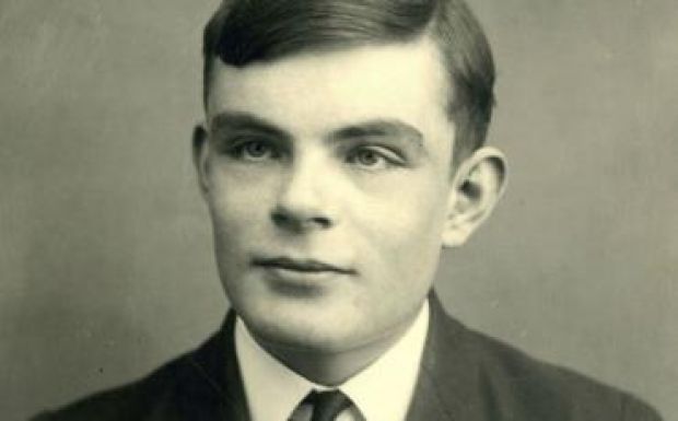 Utólagos kegyelmet kapnak a homoszexualitásuk miatt elítélt britek