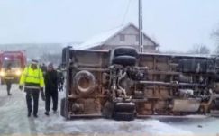 Újabb durva mikrobuszbaleset történt Romániában