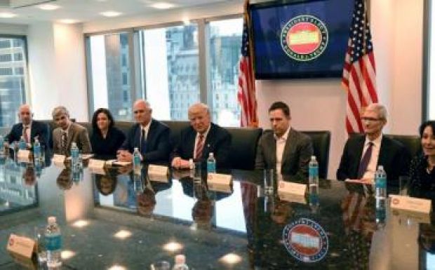 Honlap gyűjti a techóriások Trump iszlámellenes rendelete elleni felszólalásait