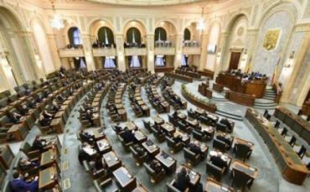 Megválasztották a szenátus házbizottságát