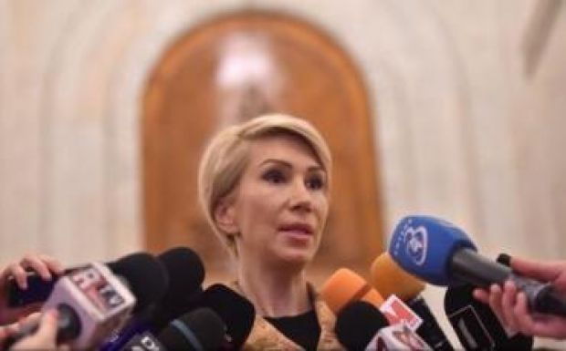 Aláírták a Népi Mozgalom Párt képviselői a bizalmatlansági indítványt