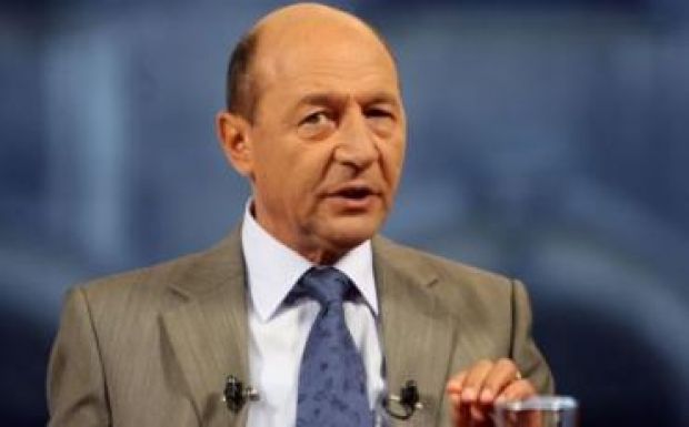Traian Băsescu szerint kérdés, hogy ezek után a kormány maradhat-e