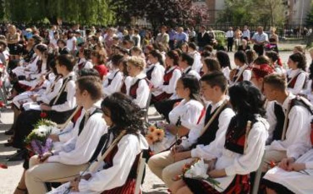 Még pár napig van közvitán az alternatív román tanterv, szólj hozzá most!