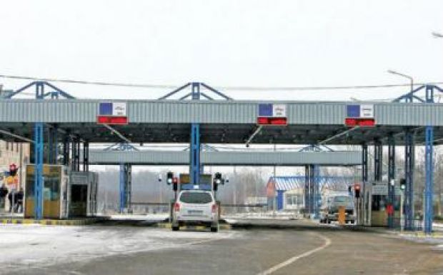 FRISSÍTVE: Tíz alkalmi határátkelőt nyitnak meg a román-magyar határon