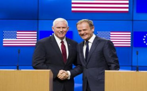 Pence: Trump elkötelezett az Európai Unióval folytatott partneri viszony mellett