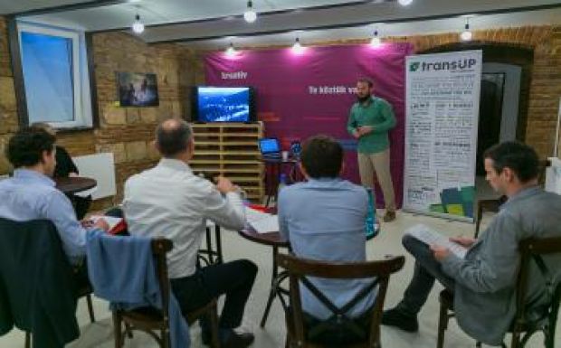 Öt vállalkozás került befektetési célegyenesbe a Kreatív Kolozsvár pitchversenyén