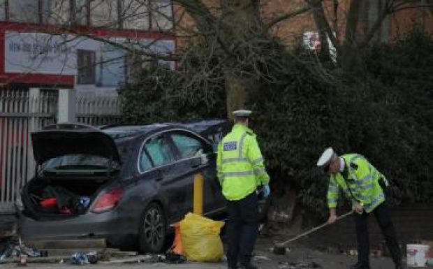 Londonban is autó hajtott a tömegbe, egy román állampolgár is megsérült