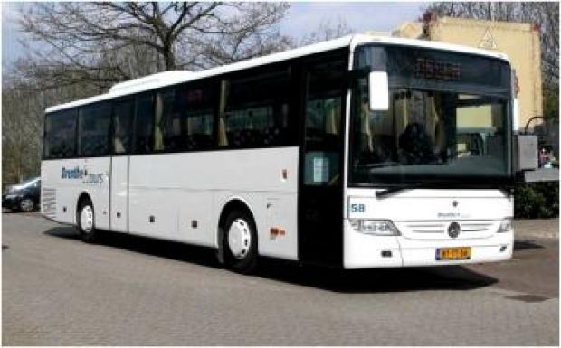 Balesetveszély miatt ellenőrzik a romániai Mercedes-Benz autóbuszokat