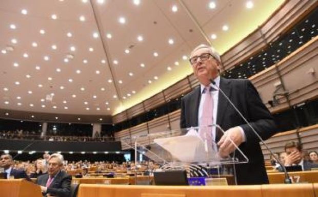 Juncker Fehér Könyve: öt forgatókönyv szerint fejlődhet tovább az EU