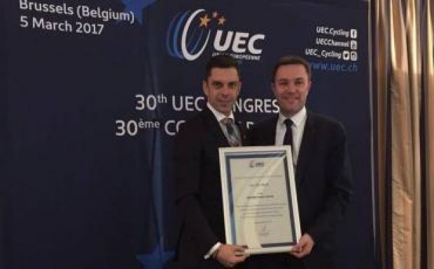 Novák Eduárd érdemoklevelet kapott az európai szövetségtől 