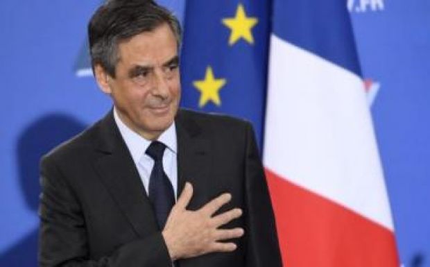 Kiáll a francia jobboldal Fillon elnökjelöltsége mellett