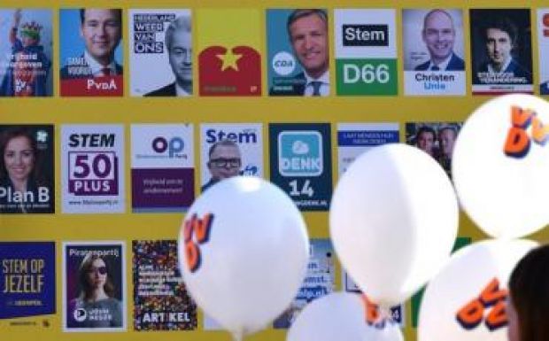 Megkezdődött a parlamenti választás Hollandiában