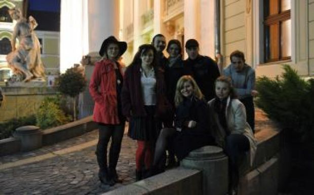 Színházi világnap a Szigligetiben