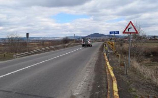 Több szakaszon javítják a Csíkszereda és Udvarhely közötti utat