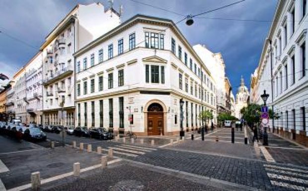 A magyar Oktatási Hivatal szerint a CEU megfelel a működési feltételeknek