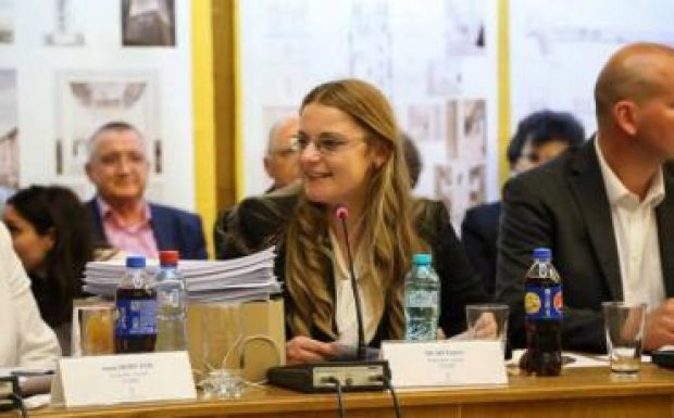 Oláh Emese: mi elmondtuk érveinket, Emil Bocé a döntés a helységnévtáblák ügyében