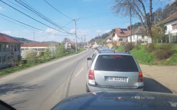 Hatalmas kocsisorok alakultak ki Székelydvarhelyen útjavítások miatt