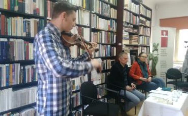 Tehetségeket bontakoztat ki a Csíkszeredai Régizenei Nyári Egyetem