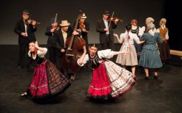 Székházat kapott a sepsiszentgyörgyi Háromszék Táncegyüttes